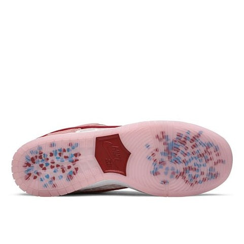 Dunk SB Low – Strange Love Skateboards