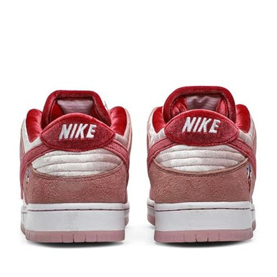 Dunk SB Low – Strange Love Skateboards