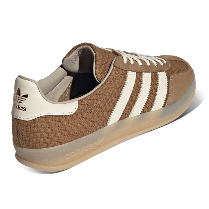 Gazelle Indoor Brown Desert Wonder White